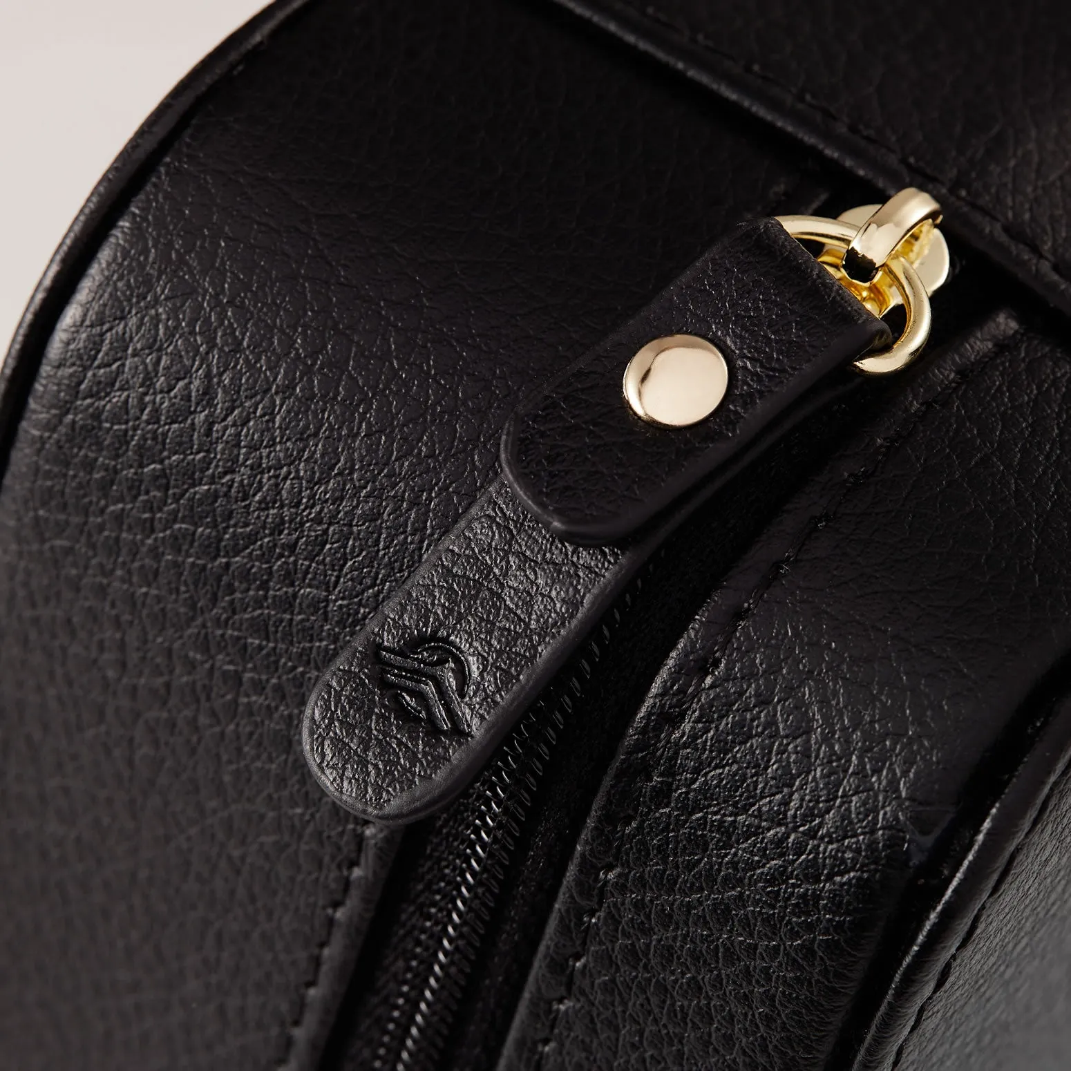 3-Frame Luxury Travel Case