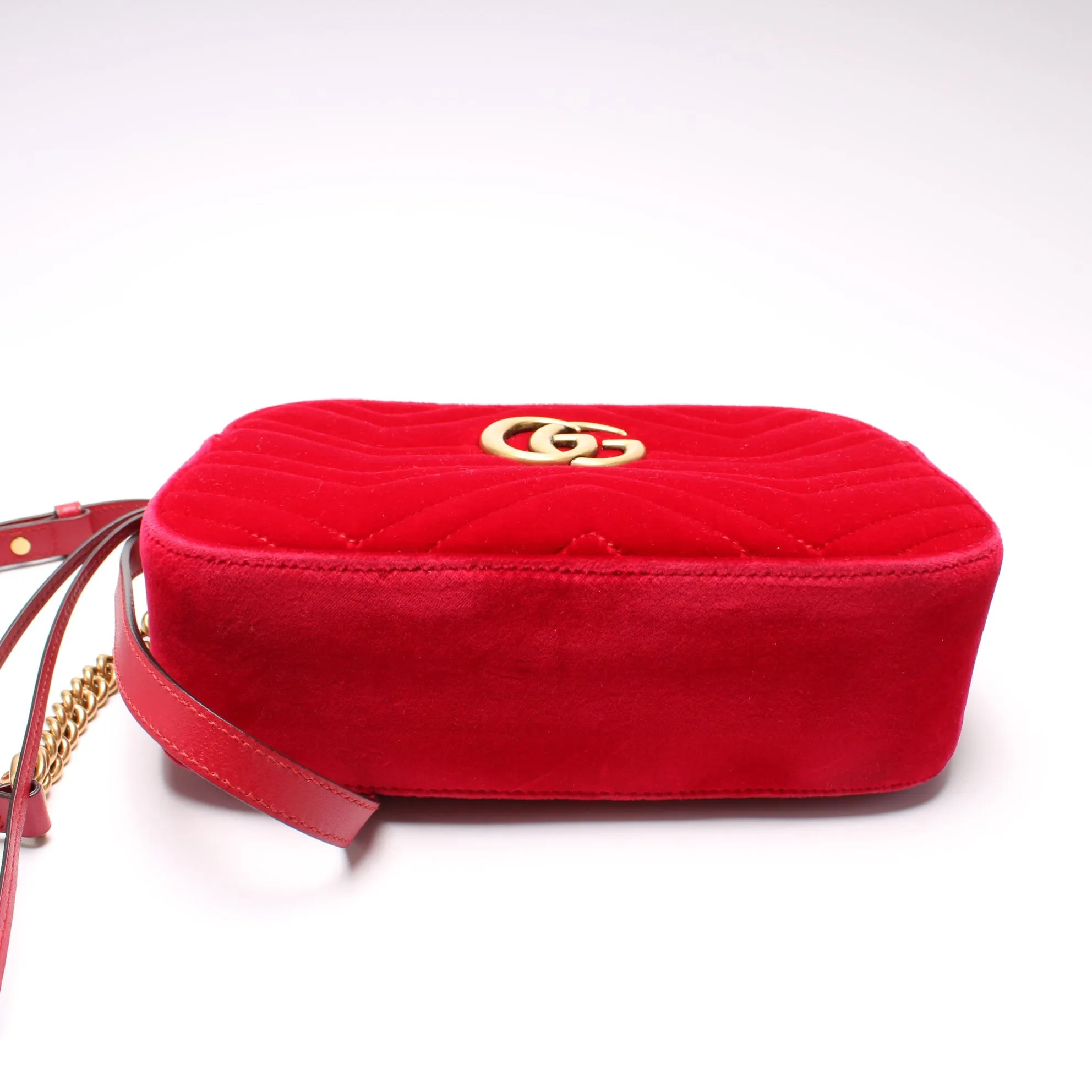 447632 Marmont Small Velvet Camera Bag