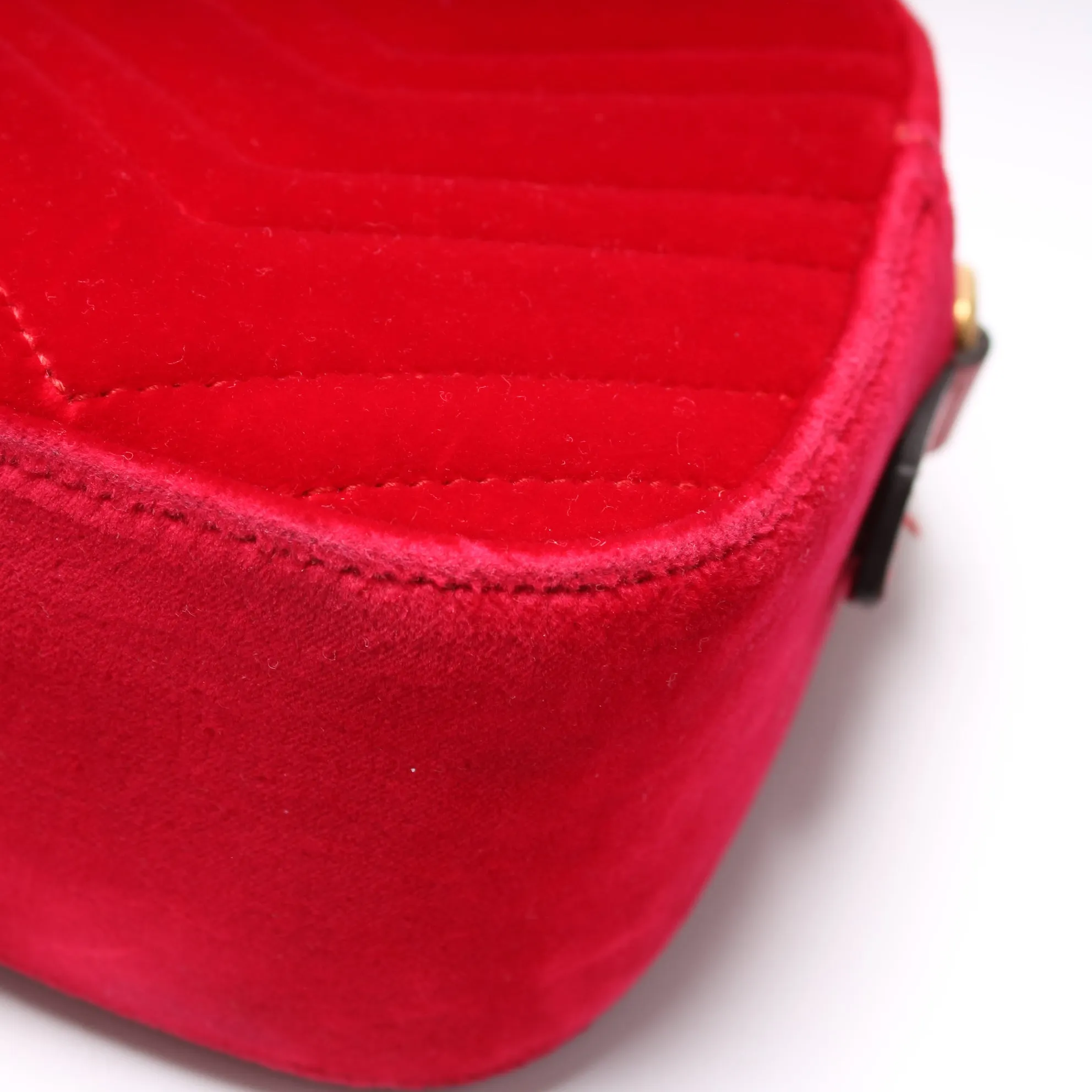 447632 Marmont Small Velvet Camera Bag