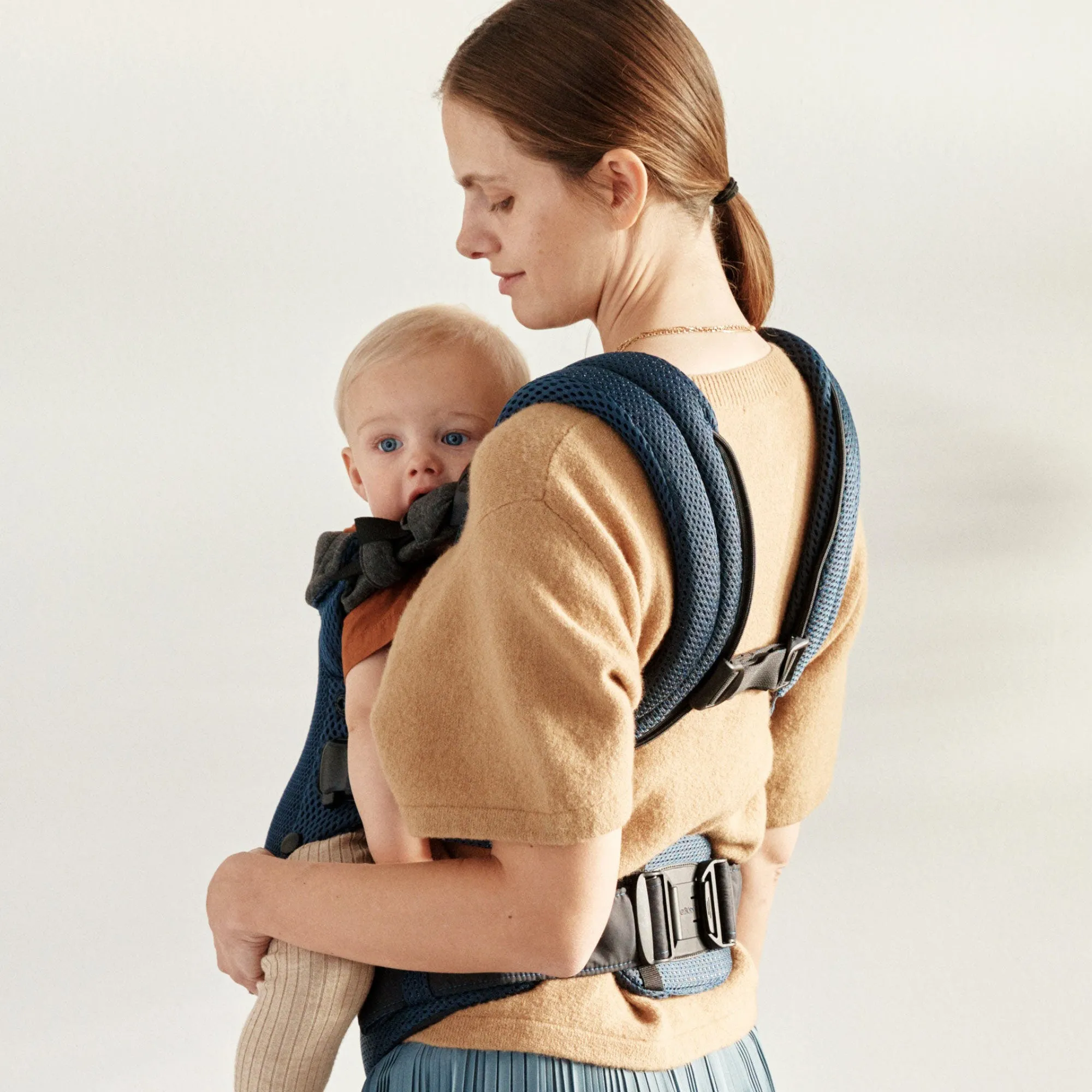 BabyBjorn Carrier Harmony Mesh