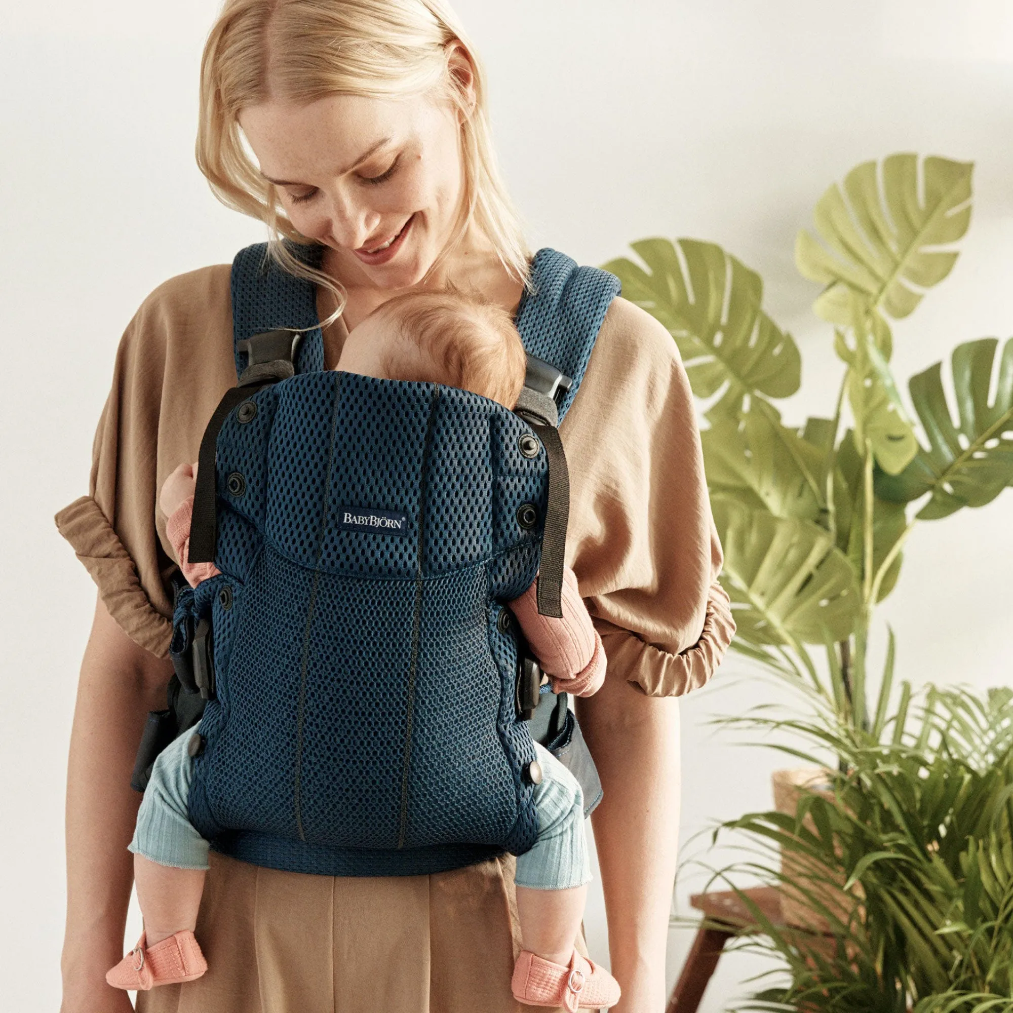 BabyBjorn Carrier Harmony Mesh