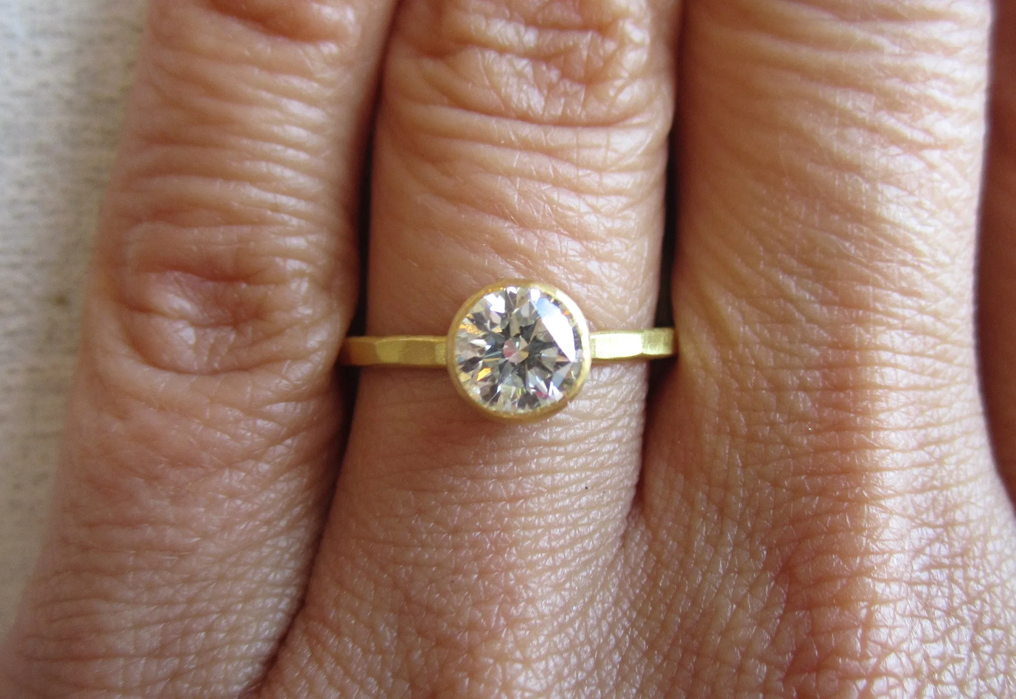 Brilliant Diamond Ring with Hammered Band | .75ct