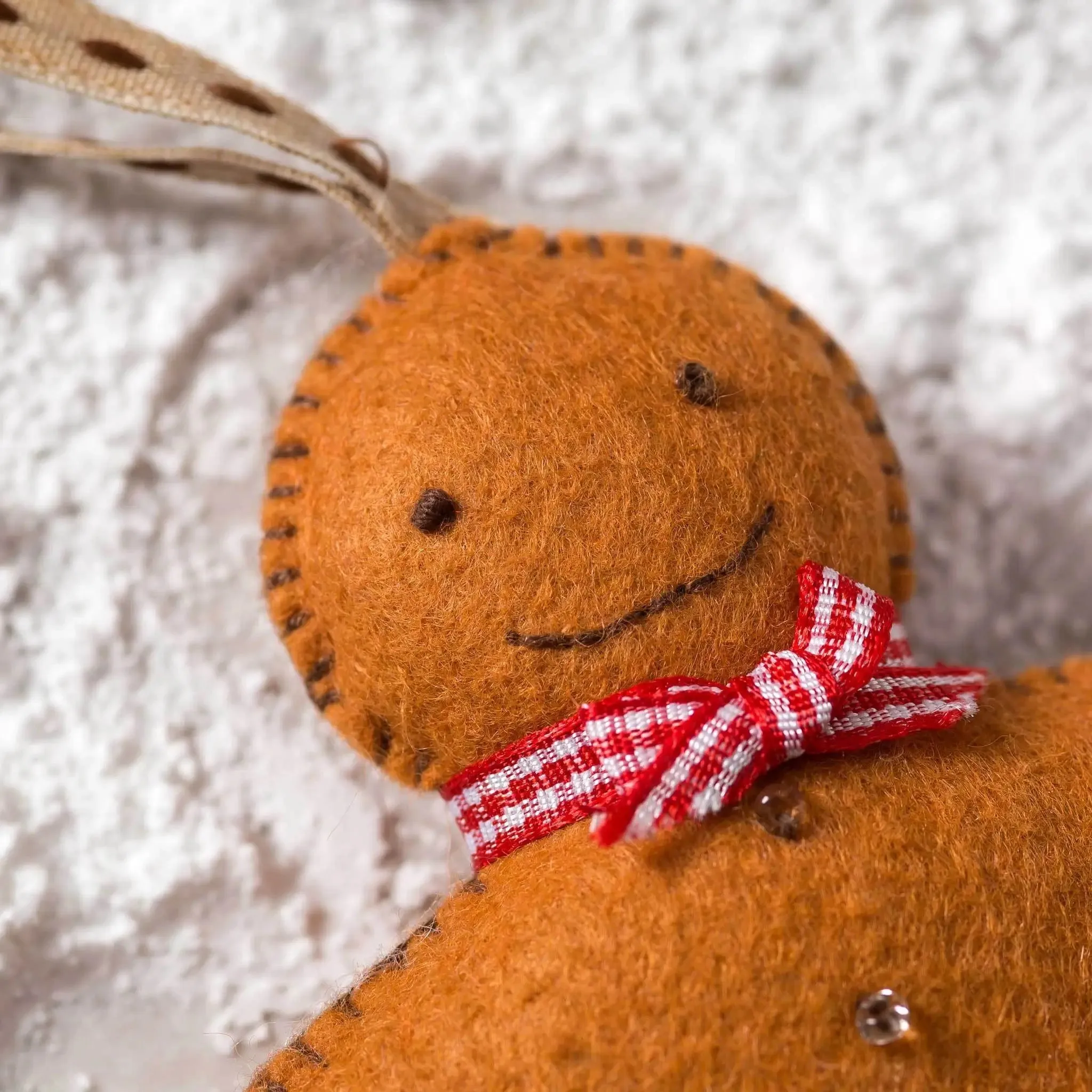Corrine Lapierre | Mini Wool Felt Craft Kit - Gingerbread Man