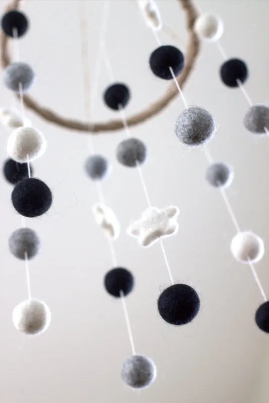 Felt Ball & Star Nursery Mobile- Black, Gray- SMALL