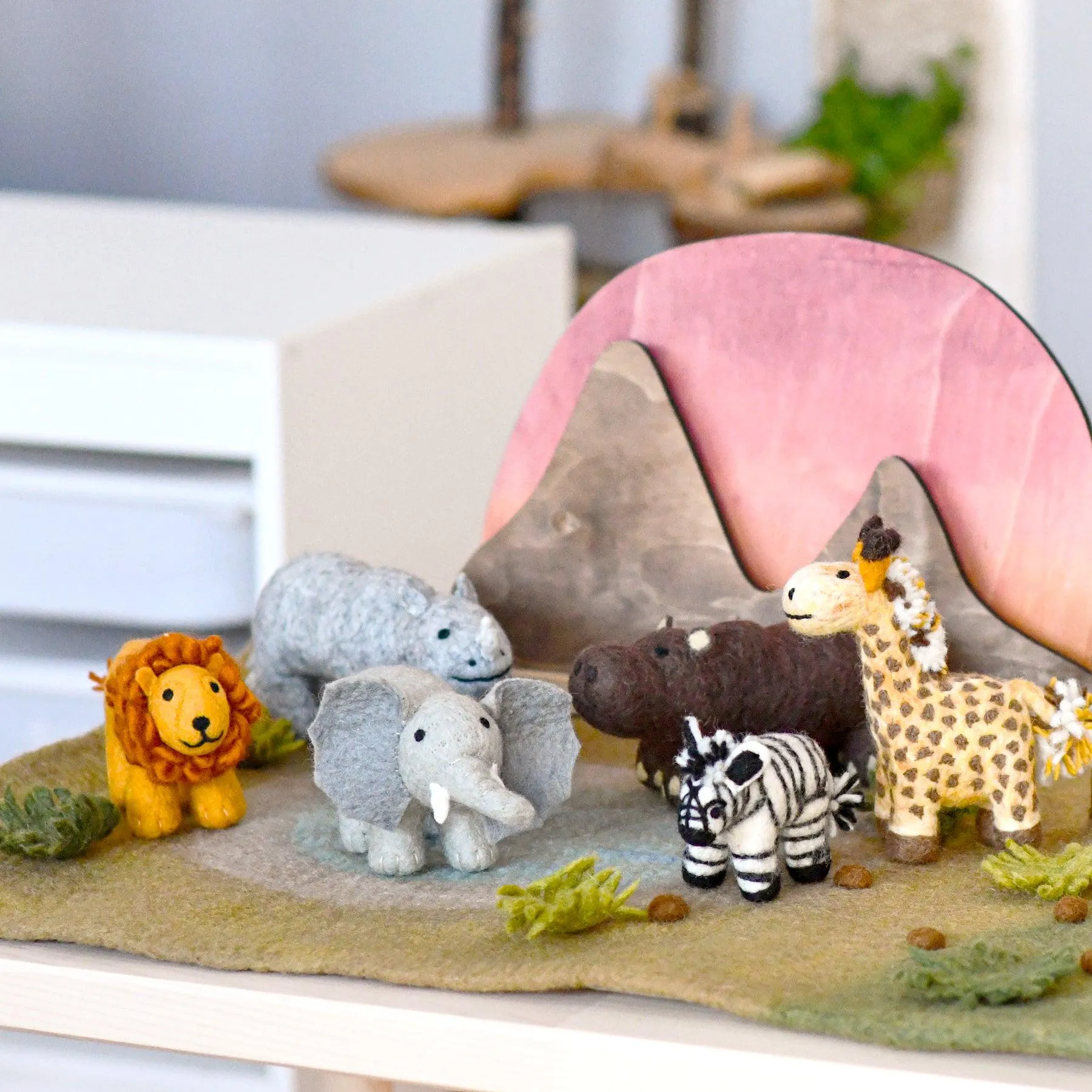 Felt Safari Giraffe Toy