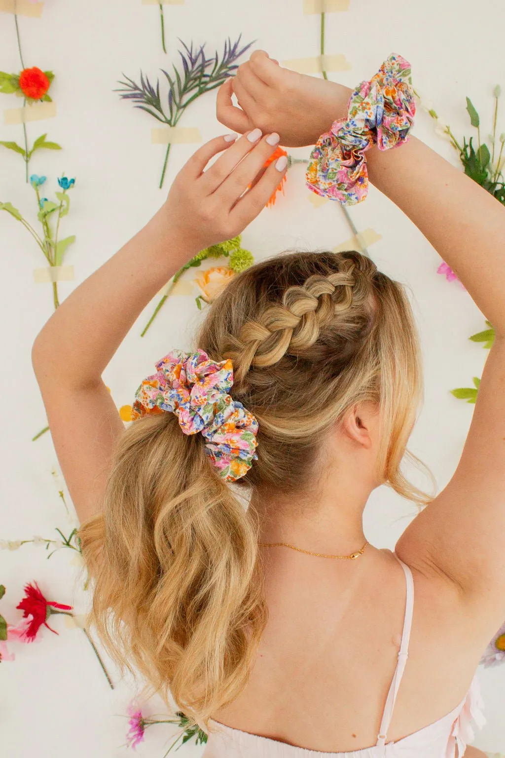 Full Bloom Jumbo Scrunchie
