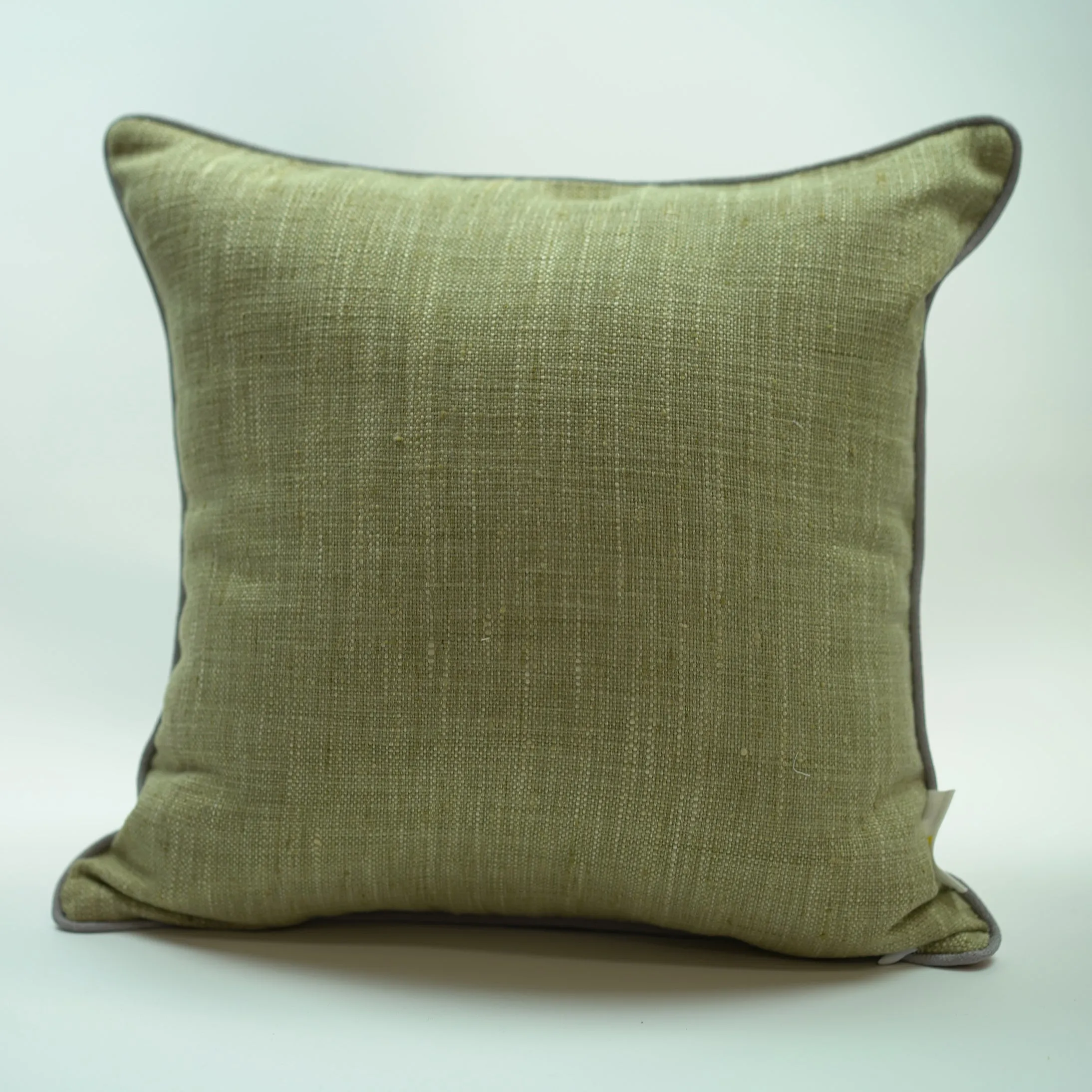 GEOMETRIC PILLOWS
