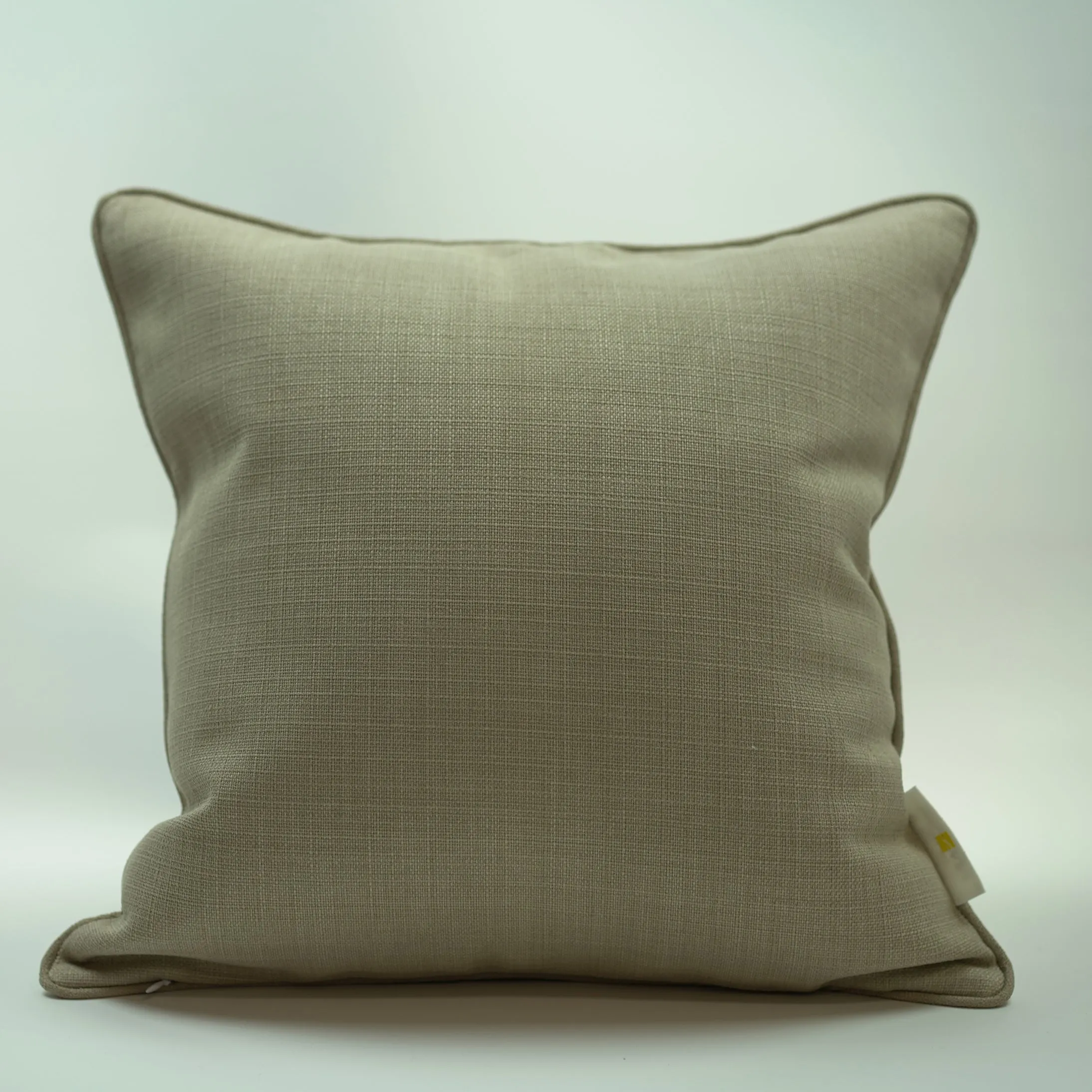 GEOMETRIC PILLOWS