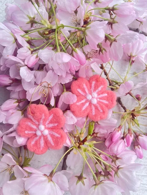 Honey Loom Designs: Sakura Flower Earrings
