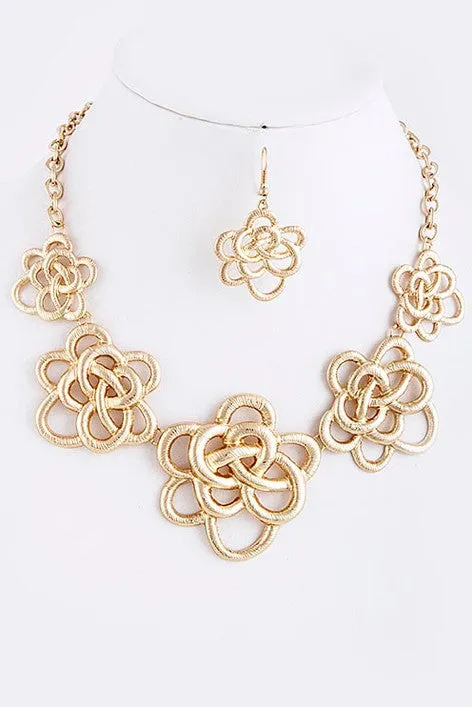 Knotted Flower Necklace