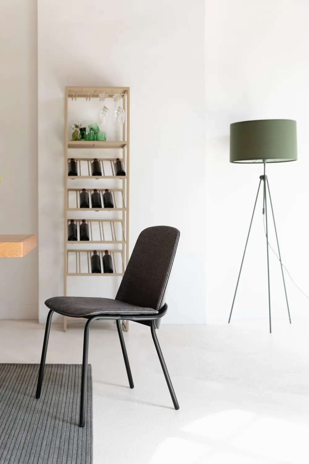 Minimalist Dining Chair (2) | Zuiver Clip