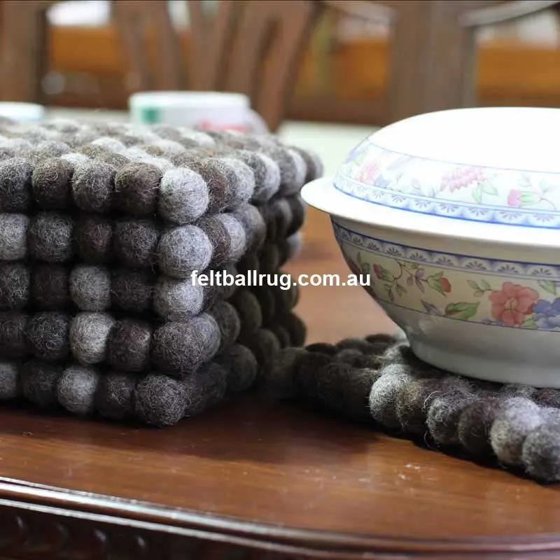 Natural Square Felt Ball Trivet