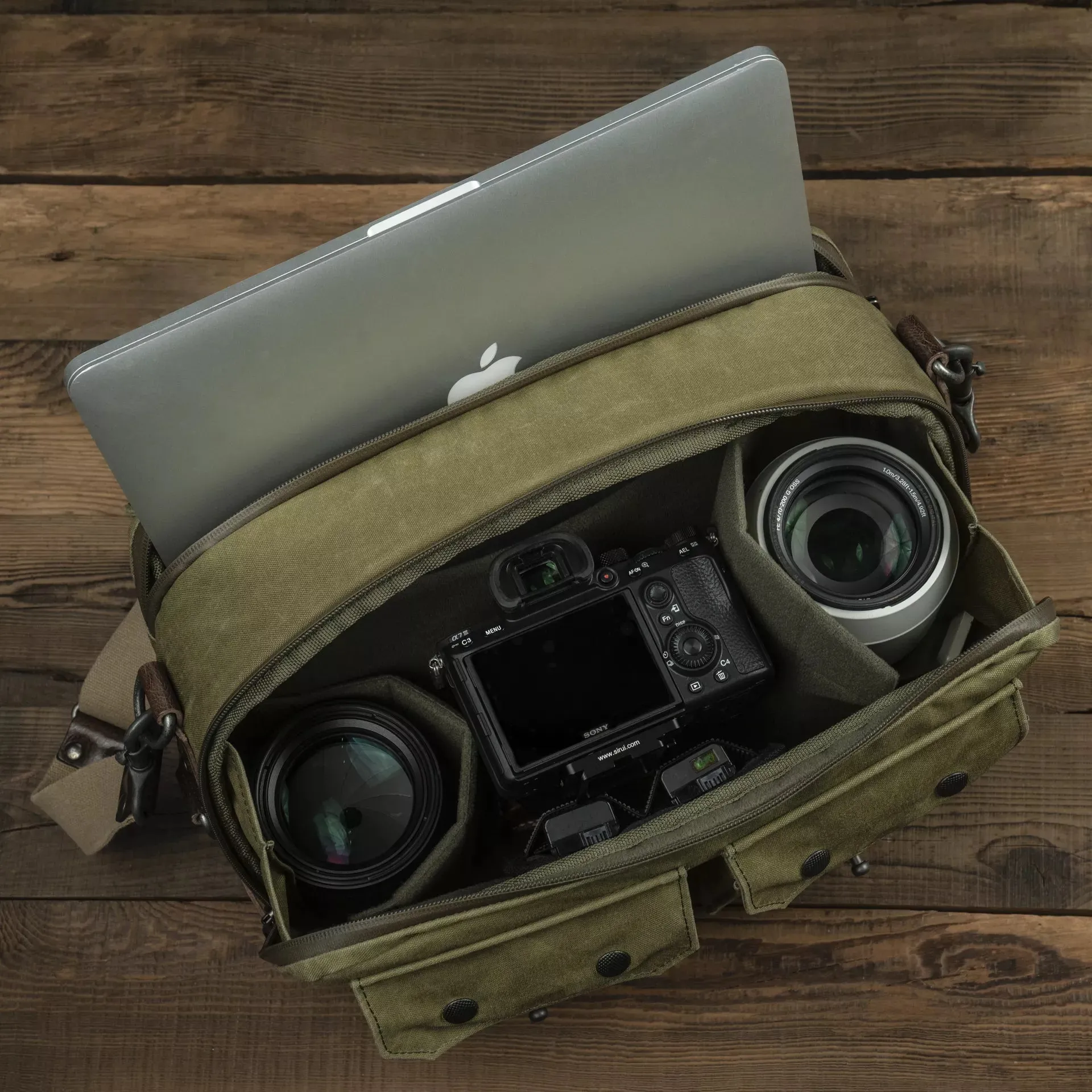 New City Explorer Scout Daily/ Camera Bag | 9L