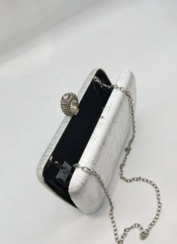 One ring clutch bags