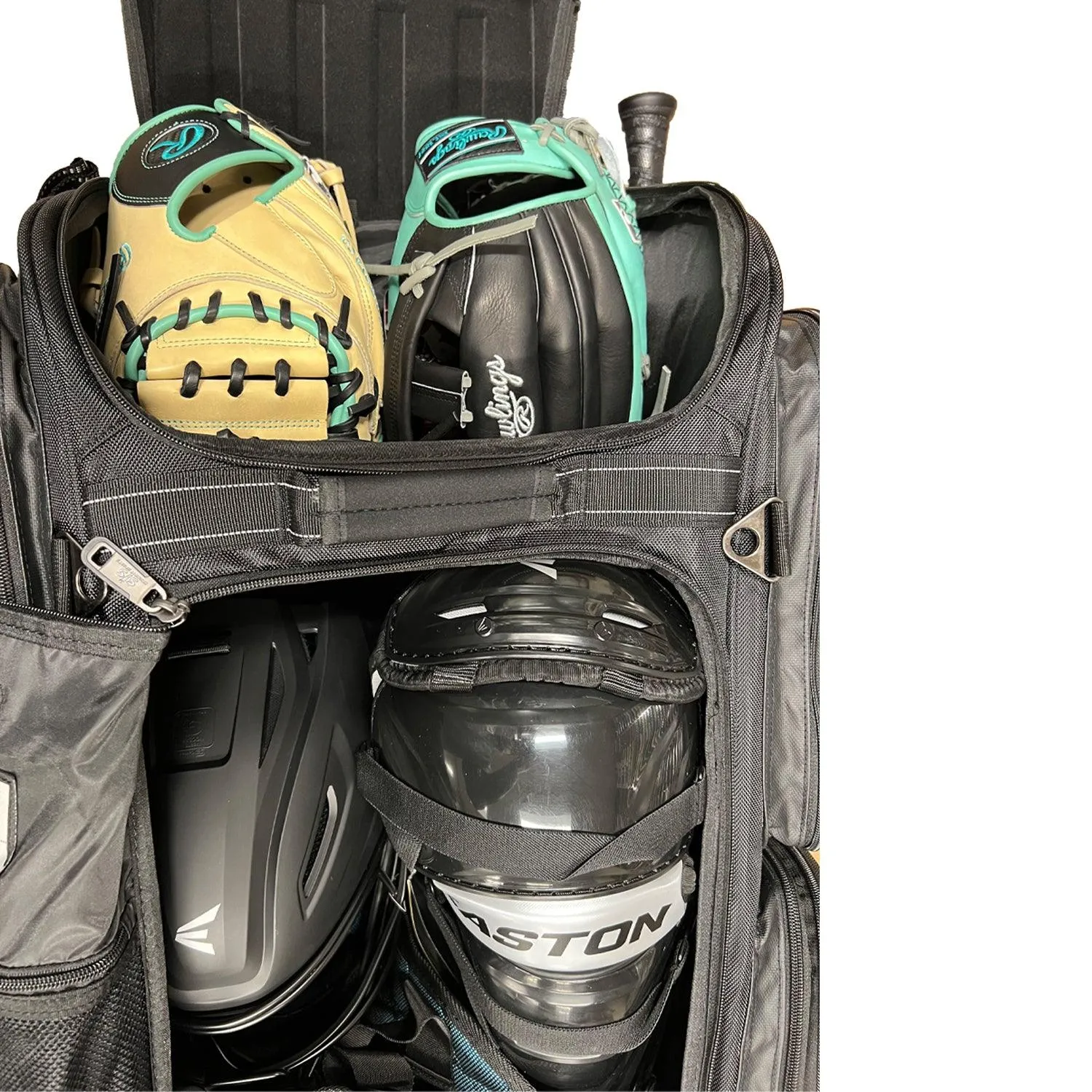SMASH OPS V3 GUERRILLA Black Out Roller Bag
