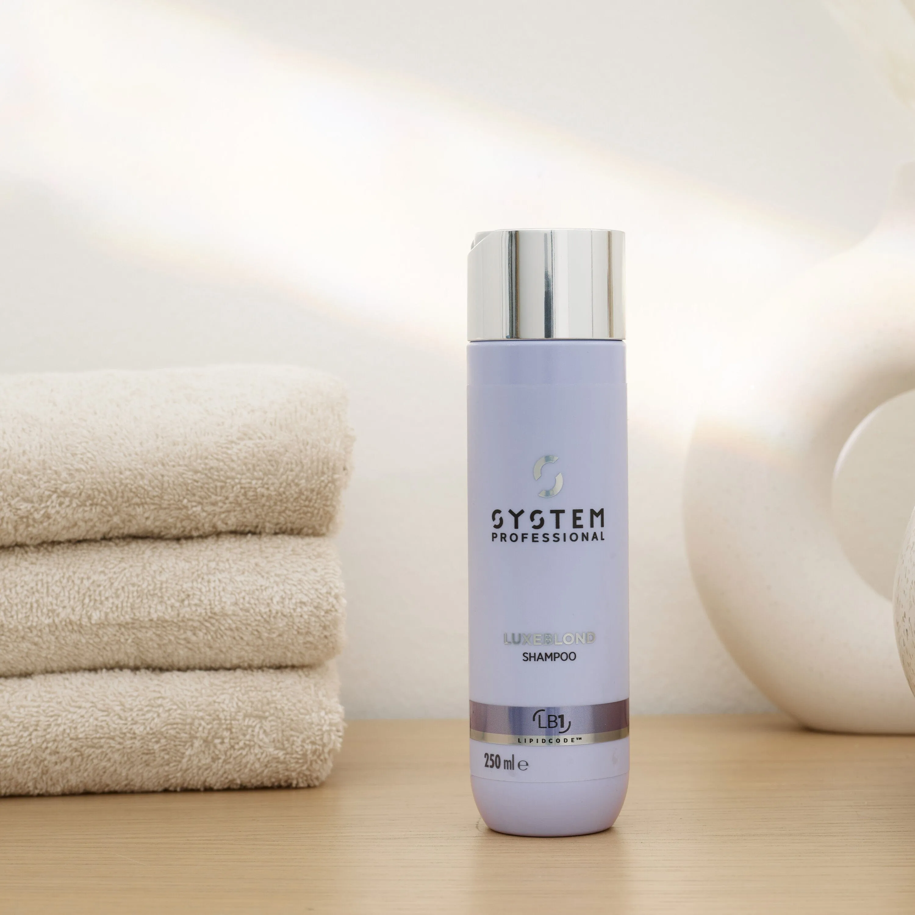 System Professional Luxe Blonde Shampoo LB1 250ml