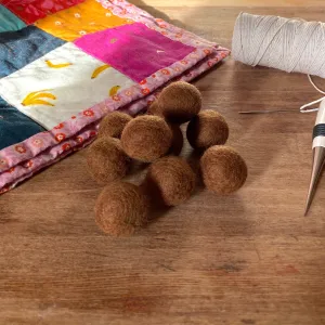 Wool Felt Balls - #16 Nutmeg - Ten 1" Balls, 2.2cm