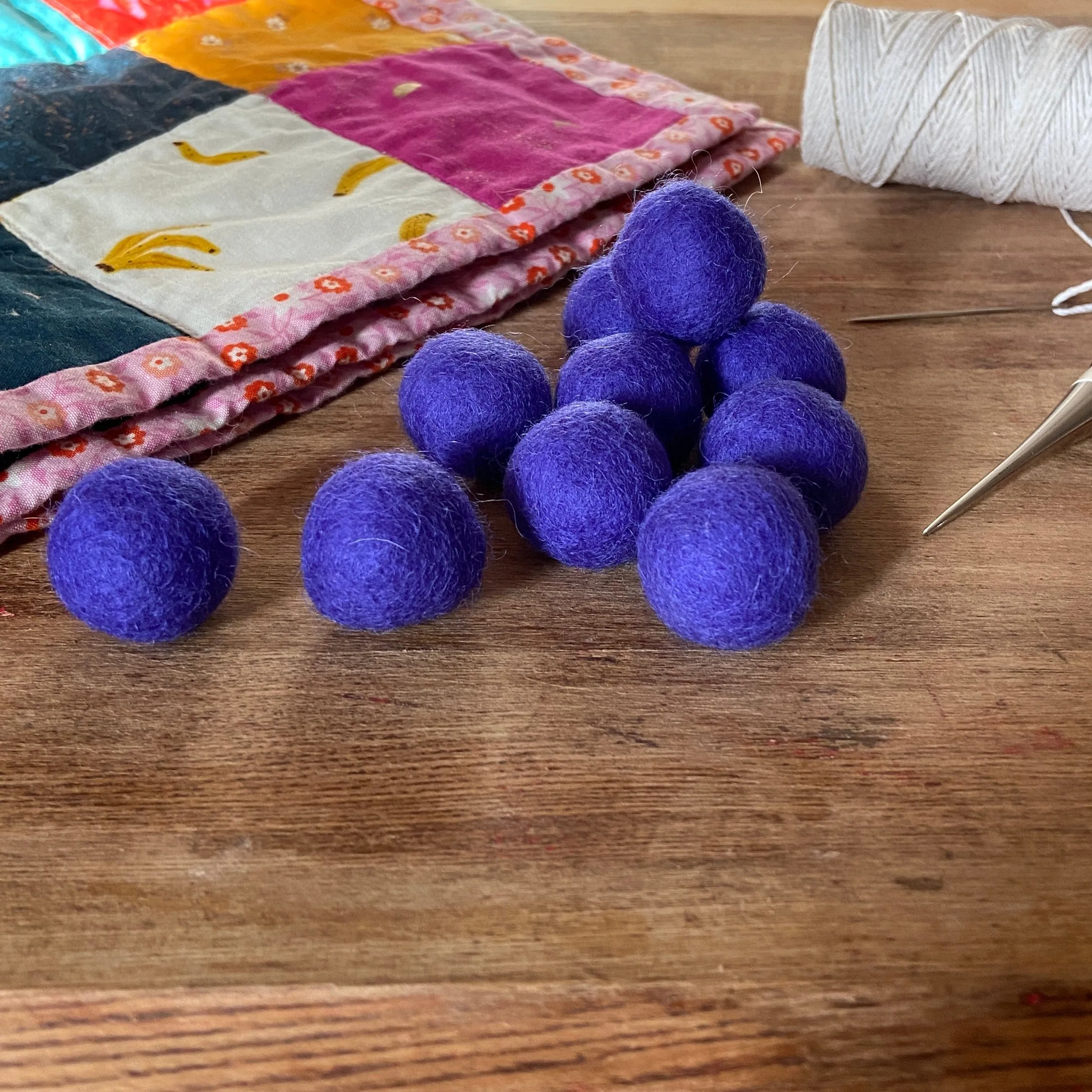 Wool Felt Balls - #79 Iris - Ten 1" Balls, 2.2cm